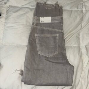 NWT American Eagle Mom Jeans